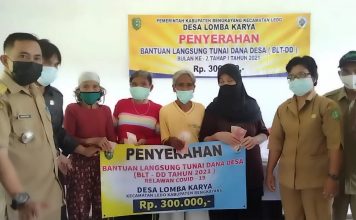 52 Kepala Keluarga Desa Lomba Karya Terima BLT-DD