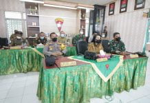 Rapat PPKM Mikro Bersama Forkopimda Kalbar, Bupati Landak Berikan Ide Update COVID-19