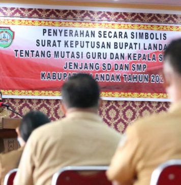 Bupati Landak Mutasi Kepala SMP dan SD