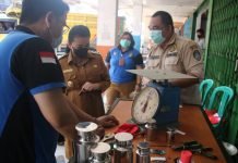 Bupati Landak Ajak Pelaku Usaha Lakukan Uji ALat Ukur Takar Timbangan