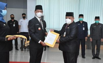 Lantik Perpanjangan Jabatan Pejabat Tinggi Pratama, Wabup Ketapang Ingatkan Disiplin PNS