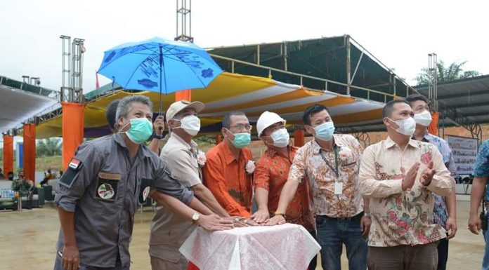 Bupati Ketapang Martin Rantan Resmikan Pabrik Kelapa Sawit Berkapasitas 45 Ton Tandan Buah Segar Perjam