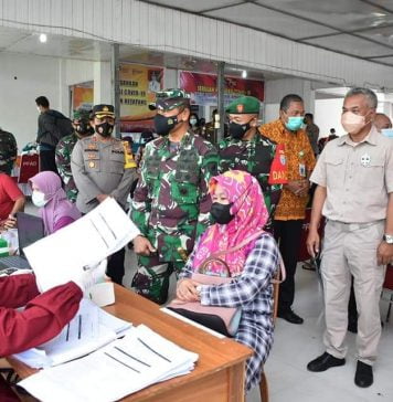 Bupati Martin Rantan Dampingi Pangdam XII/Tpr Tinjau Penangan Covid-19 di Ketapang