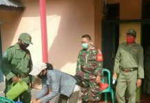 Babinsa Koramil 1201-09/ Sengah Temila Jadikan Linmas Desa Sebagai Pelopor Penerapan Prokes