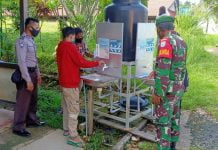Jelang Ujian Sekolah Babinsa Koramil 12/Air Besar Cek Kepatuhan Prokes di SMPN 1