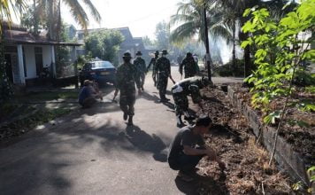 Pererat Silaturahmi, Zidam XII/TPR Gelar Kerja Bakti Bersama Warga