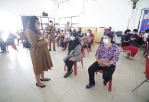 Bupati Landak Tinjau Vaskinasi Massal 1 Juta Vaksinasi Sehari