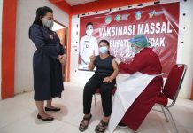 Bupati Landak Sampaikan Terima Kasih Tingginya Partisipasi Masyarakat Ikuti Vaksinasi