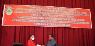 Fraksi DPRD Landak Sampaikan Pandangan Umum Terhadap 3 Raperda Inisiatif Eksekutif