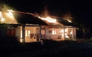 Bangunan Mes Kejari Sekadau Terbakar