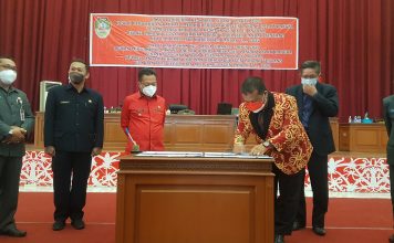 DPRD Bersama Pemkab Landak Tandatangani Nota Kesepakatan KUA-PPAS APBD Ta 2022 dan KUA PPAS Perubahan Ta 2021