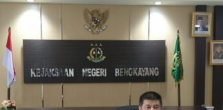 Tim Gabungan Intelijen dan Pidsus Kejari Bengkayang Eksekusi Terpidana Kepabeanan JL