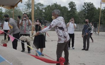 Bupati Ketapang Hadiri Peletakan Batu Pertama Pusdiklat dan Sekolah Minggu Budha