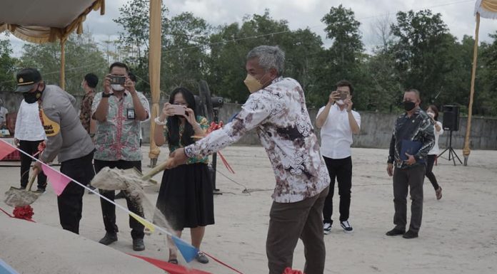 Bupati Ketapang Hadiri Peletakan Batu Pertama Pusdiklat dan Sekolah Minggu Budha