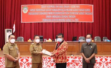 Fraksi DPRD Landak Sampaikan Pandangan Umum Terhadap Raperda Perubahan APBD 2021