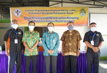 Asisten 1 Setda Ketapang Buka Rakor dan Pelatihan Dirigen Musik Gerejawi