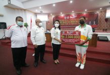 Bupati Karolin Lepas Kontingen PON XX Papua 2021 Asal Kabupaten Landak
