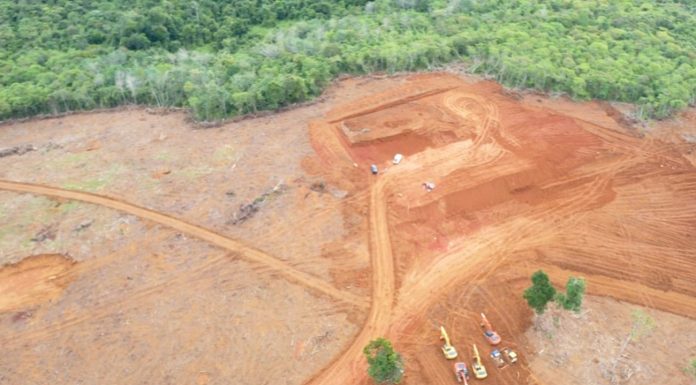 PT Laman Mining Dikenakan Hukum Adat