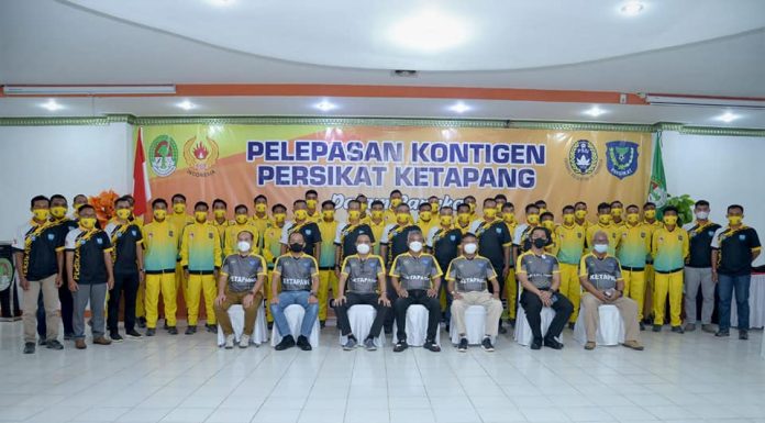 Bupati Ketapang Lepas Tim Persikat Untuk Berkompetisi di Liga 3 Zona Kalbar