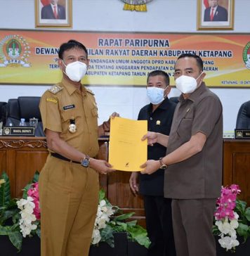 Pandangan Umum DPRD Terhadap Pidato Bupati Ketapang Atas Nota Keuangan dan Raperda APBD Ta 2022