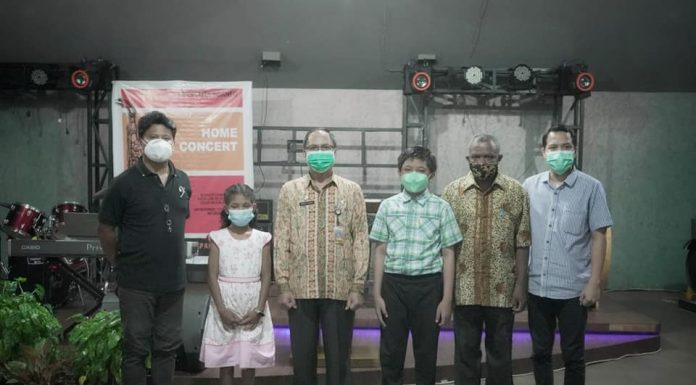 Konser Musik Akhir Tahun LPK Pelita Borneo Resmi Dibuka