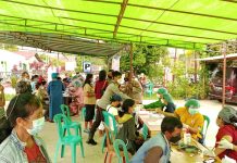Warga Antusias Ikuti Vaksinasi Masal di Mempawah Hulu