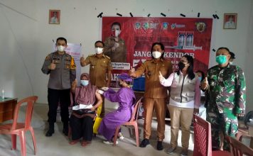 108 Masyarakat Umum dan Lansia di Menjalin Jalani Vaksinasi Dosis 1