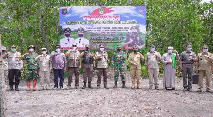 Bupati Ketapang Buka Kegiatan Karya Bakti TNI Tahun 2021