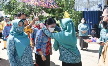 Ketua Tim TP PKK Ketapang Dampingi Tim Penilai Lomba PKK Tingkat Ketapang