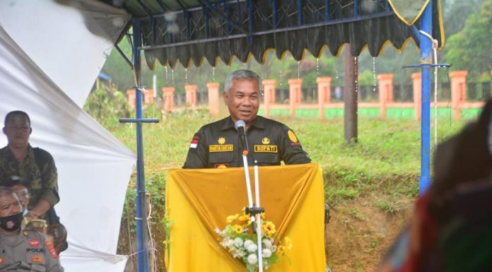 Pencanangan Desa Mapan Bupati Ketapang Kunjungi Sejumlah Kecamatan