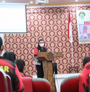 Bupati Landak Lepas Atlet Kejurnas Bola Voli U-17 di Sidoarjo