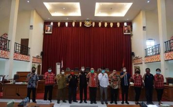 Bahas Program Kerja RAPBD Ta 2022 Komisi C DPRD Landak Rapat Bersama Mitra Kerja