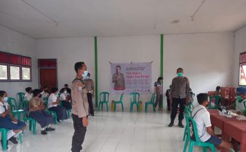 215 Warga dan Pelajar di Menyuke Ikuti Vaksinasi