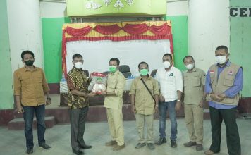 Wabup Farhan Serahkan Bantuan Banjir dan Letakan Batu Pertama Pembangunan Masjid Shiraaturrahman Muara Jekak