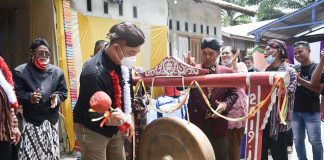 Sekda Ketapang Resmikan Sanggar Seni Nimas Ayu Kianti Sui Melayu Jaya