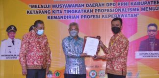 Bupati Buka Musda ke VII Persatuan Perawat Nasional Indonesia Ketapang