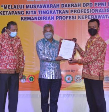 Bupati Buka Musda ke VII Persatuan Perawat Nasional Indonesia Ketapang