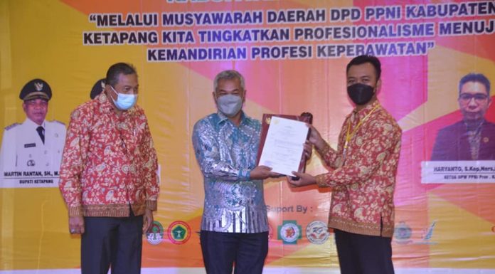 Bupati Buka Musda ke VII Persatuan Perawat Nasional Indonesia Ketapang