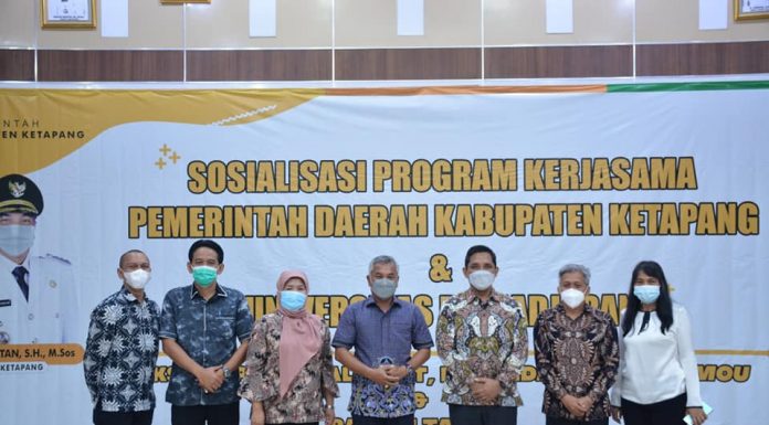 Bupati Martin Hadiri Sosialisasi Program Kerjasama Pemda Ketapang Dengan Unpad
