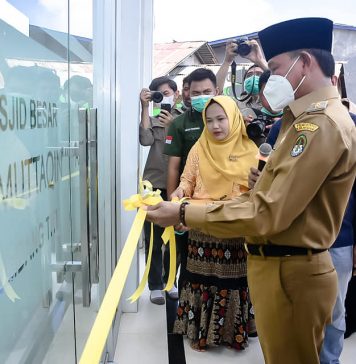 Wabup Farhan Resmikan Masjid Al Muttaqin Desa Tumbang Titi