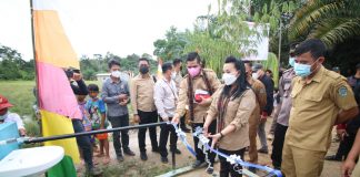 Bupati Landak Resmikan Pamsimas Desa Sekendal