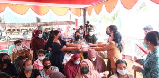 Kunker Sidas Bupati Landak Beri Bantuan Atasi Stunting