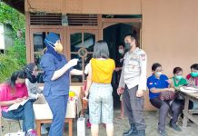 Serbuan Vaksinasi COVID-19, Petugas Datangi Rumah Warga