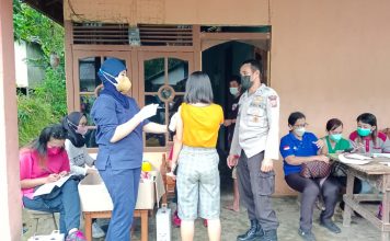 Serbuan Vaksinasi COVID-19, Petugas Datangi Rumah Warga