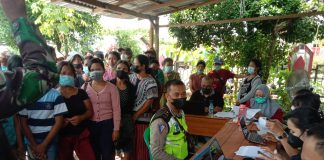 860 Warga Mempawah Hulu Ikuti Vaksinasi, TNI Polri Beri Pengamanan