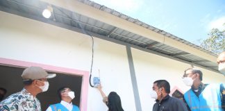 Warga Desa Sebirang dan Amboyo Selatan Mulai Nikmati Aliran Listrik PLN