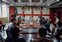 Gaji Tak Kunjung Dibayar TKA Asal Tiongkok PT SRM Adukan Nasib ke Bupati Ketapang