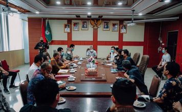 Gaji Tak Kunjung Dibayar TKA Asal Tiongkok PT SRM Adukan Nasib ke Bupati Ketapang