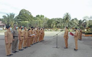 Pimpin Apel Pagi, Sekda Ketapang Tekankan Disiplin Pegawai