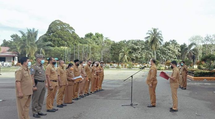 Pimpin Apel Pagi, Sekda Ketapang Tekankan Disiplin Pegawai